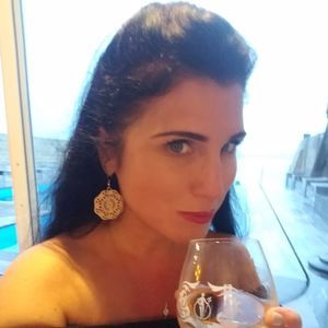 Meet your Posher, Tina